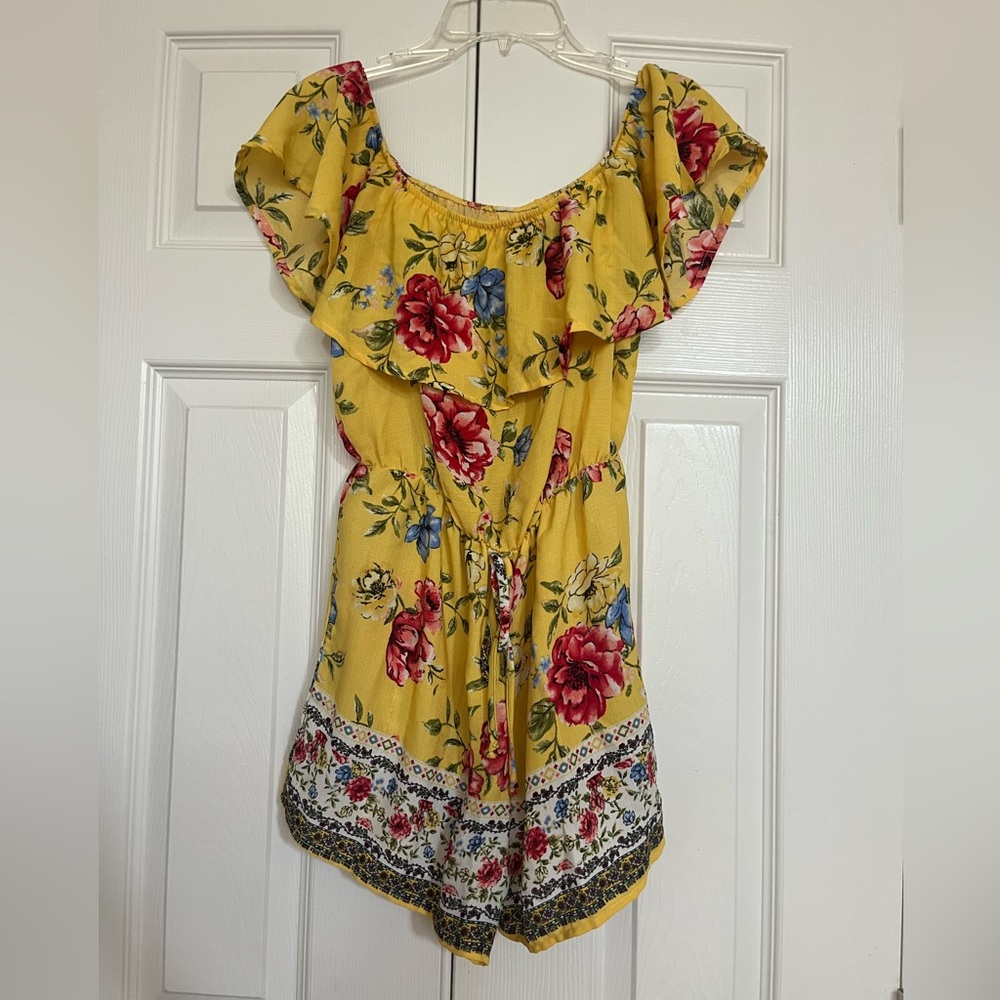 Yellow & Pink Floral Ruffle Tie-Front Romper – Flutter Sleeves